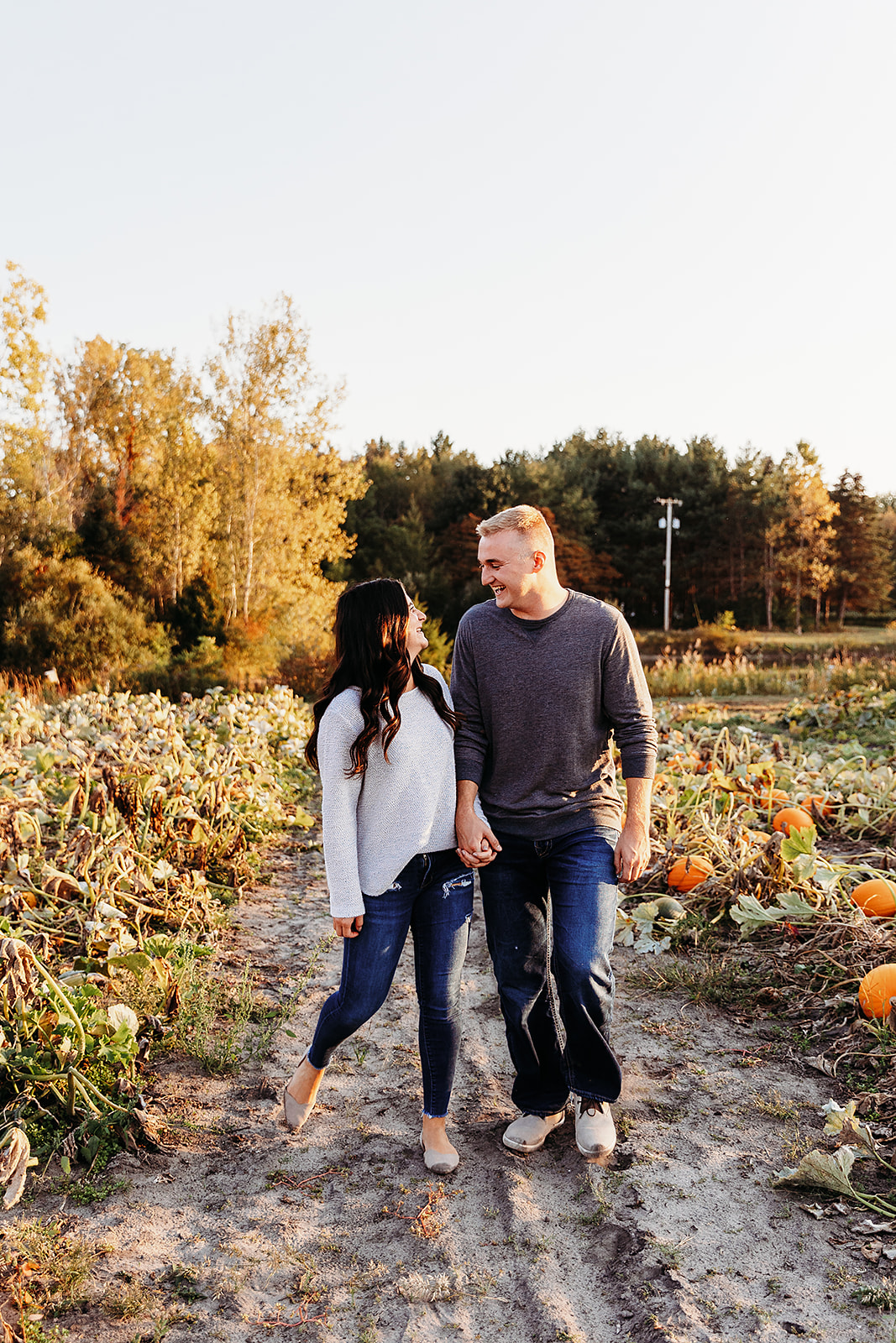 Fall Couples Photoshoot in Grand Rapids, Michigan | Aaron + Sarah
