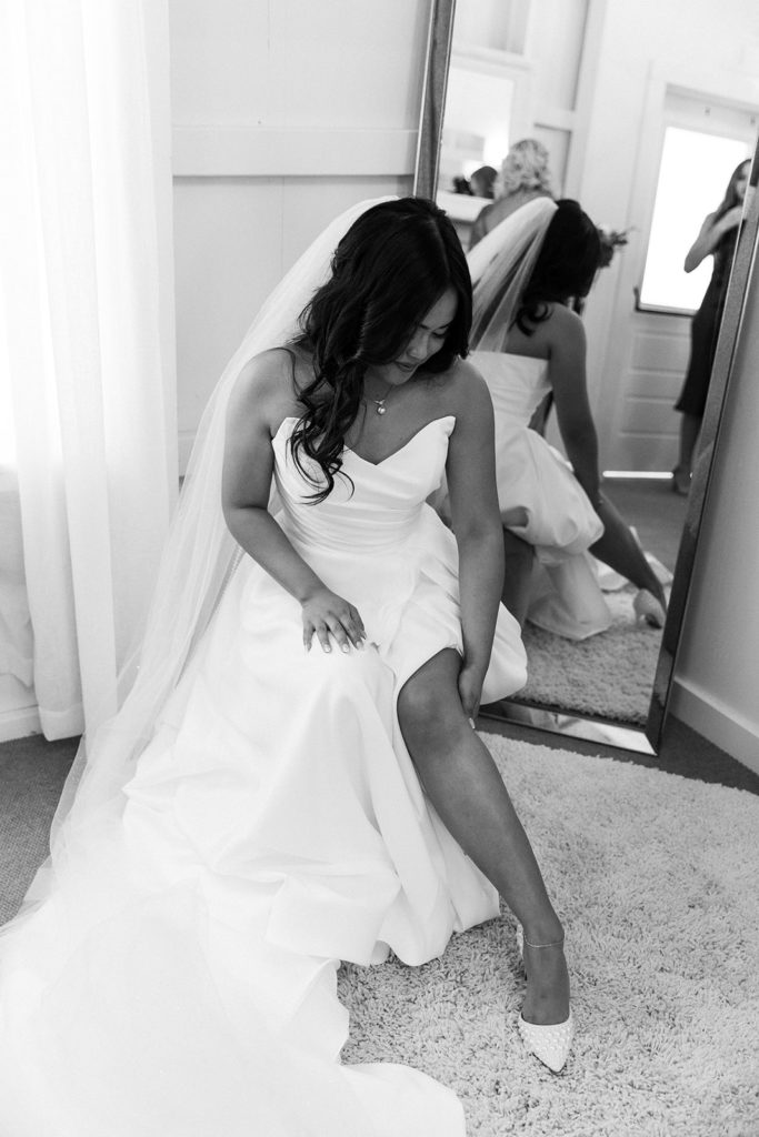 bride getting ready for wedding in mi