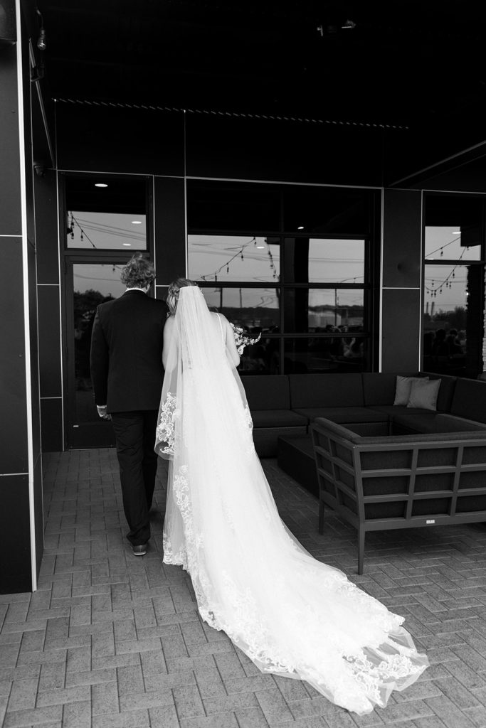 Wedding ceremony at Port 393 Holland wedding venue