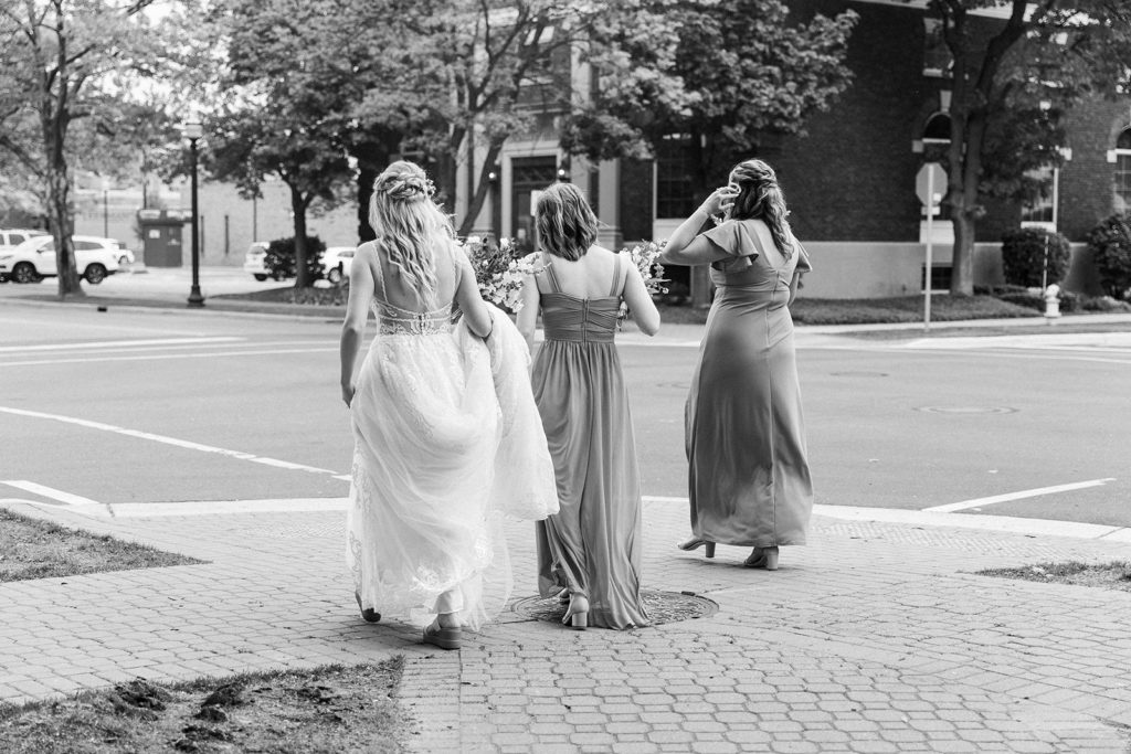 Bride and bridemaids walking