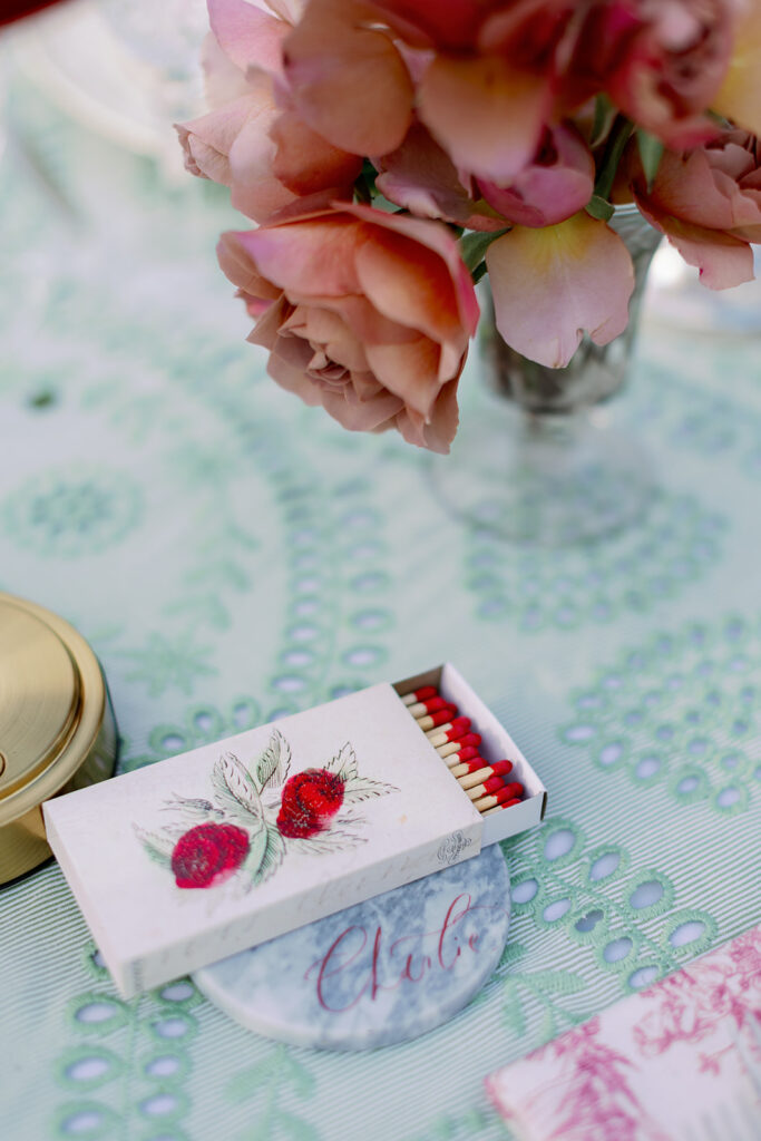 Custom matchbooks with roses