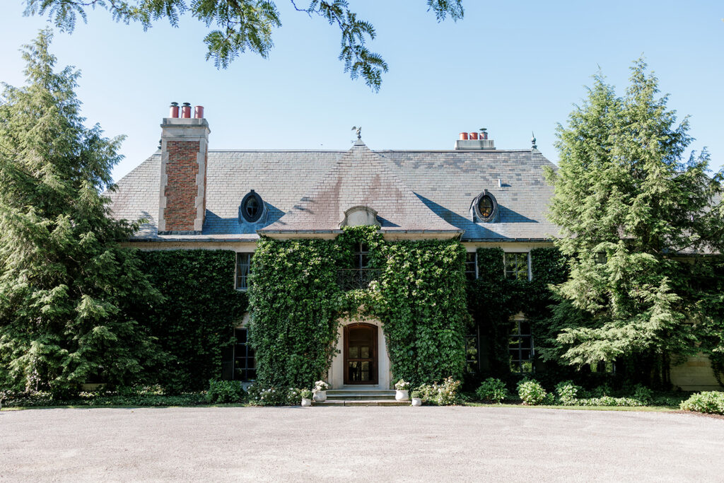 Front view of Greencrest Manor in Michigan as European style wedding venue